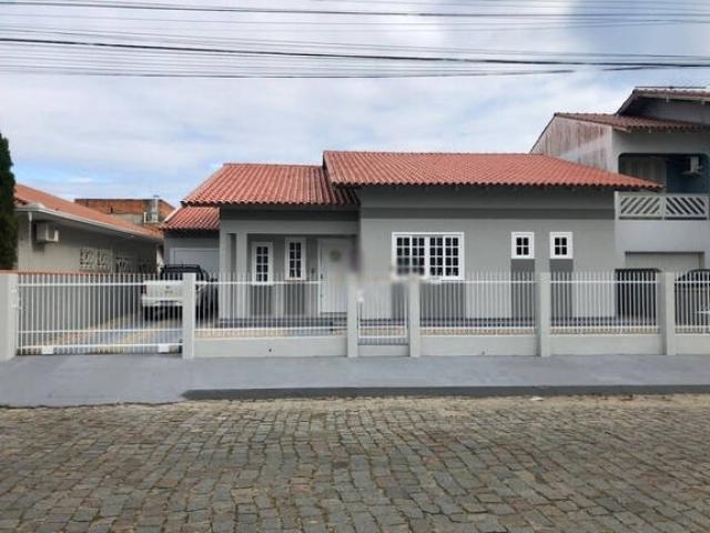#256 - Casa para Venda em Tijucas - SC - 1